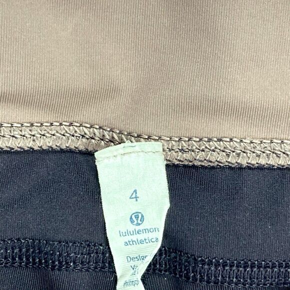 Lululemon Leggings Womens Size 4 Purple Black Trail Bound Cropped Yoga Pants - Picture 16 of 16